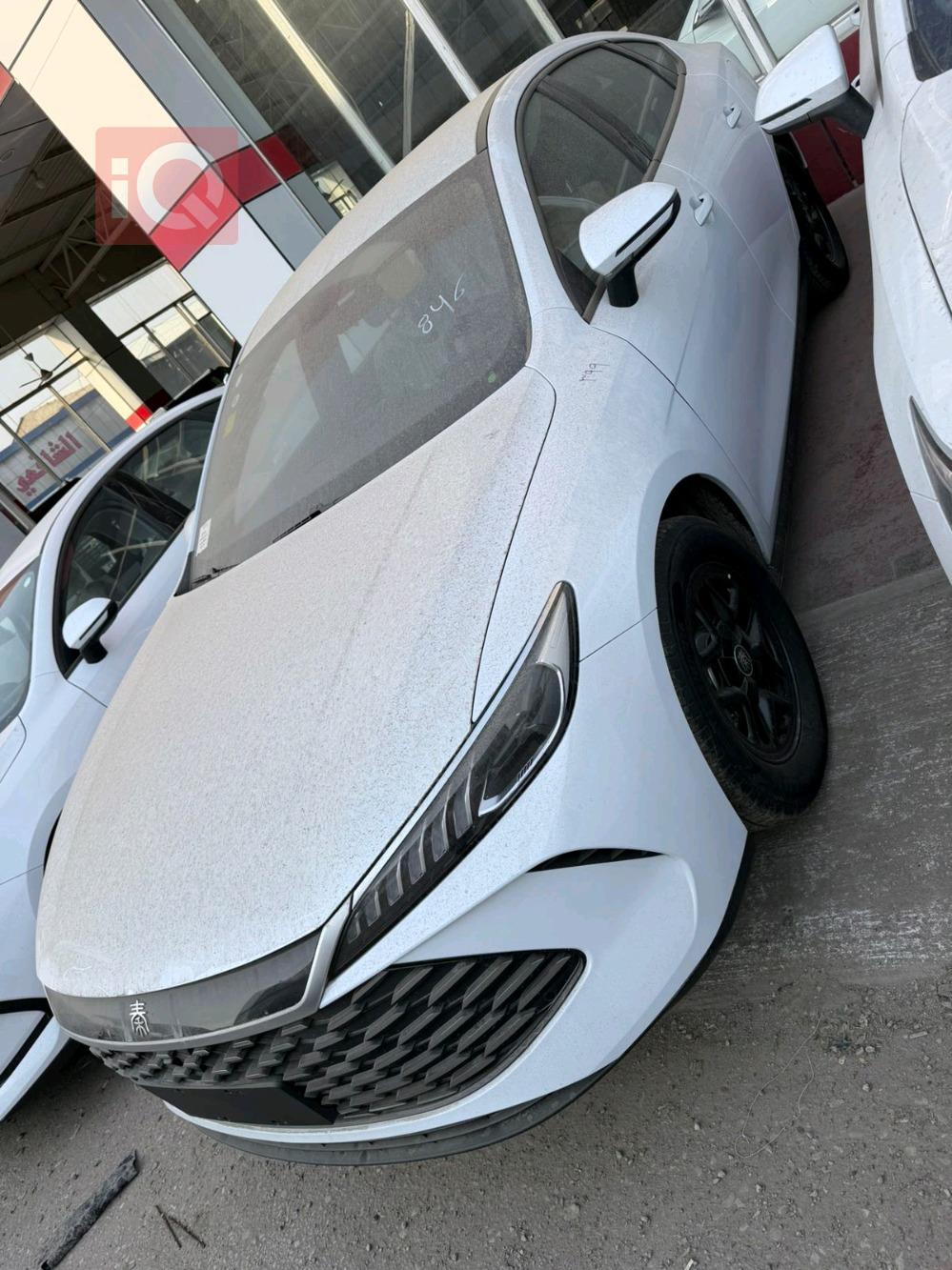 بي واي دي Qin Plus